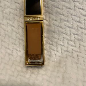 Tom Ford Shade and Illuminate Foundation